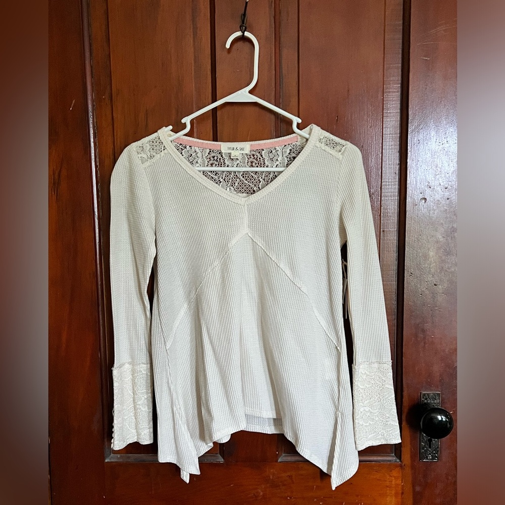 Taylor & Sage Top